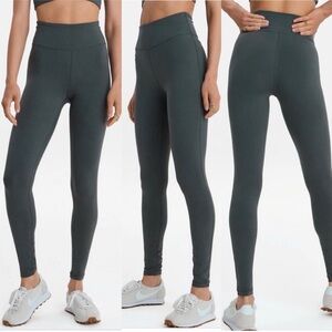 NWOT PACT on the go-to Olive Green L Leggings